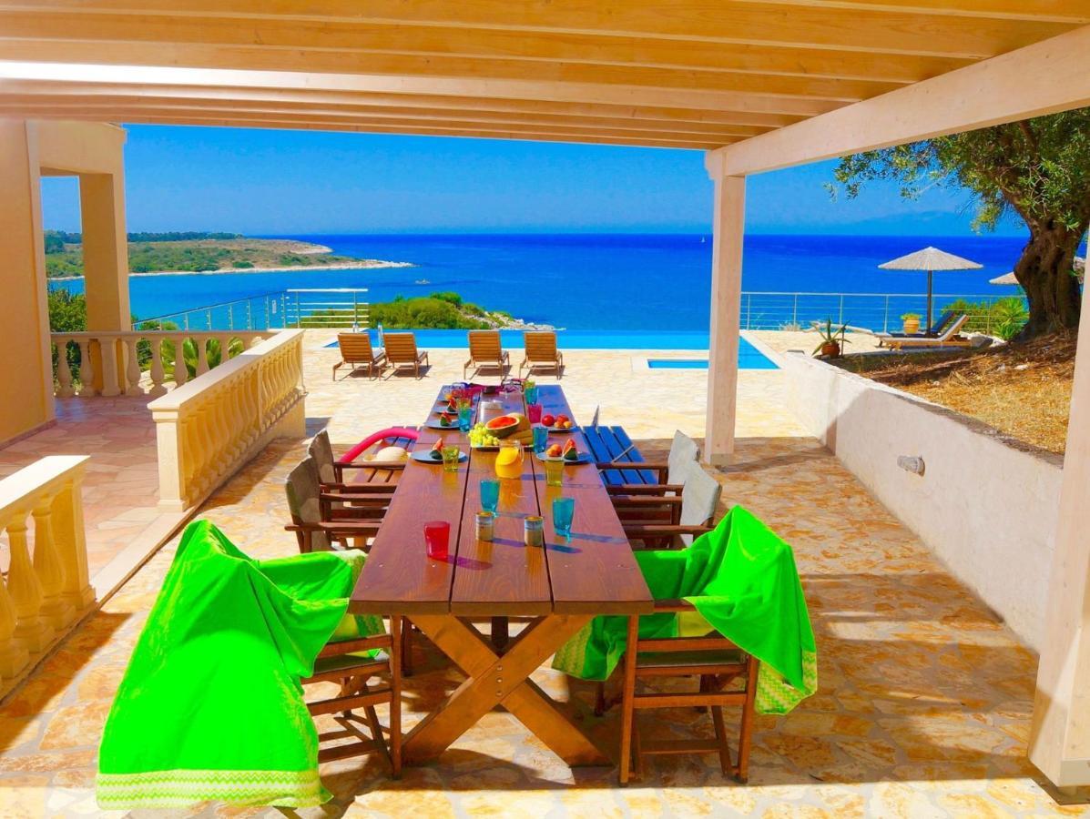 Beachfront Villa Seasun By Posarellivillas Agios Spyridon  Екстериор снимка