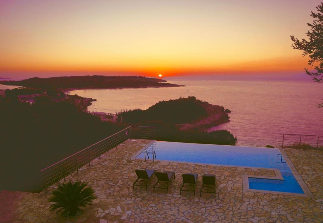 Beachfront Villa Seasun By Posarellivillas Agios Spyridon  Екстериор снимка