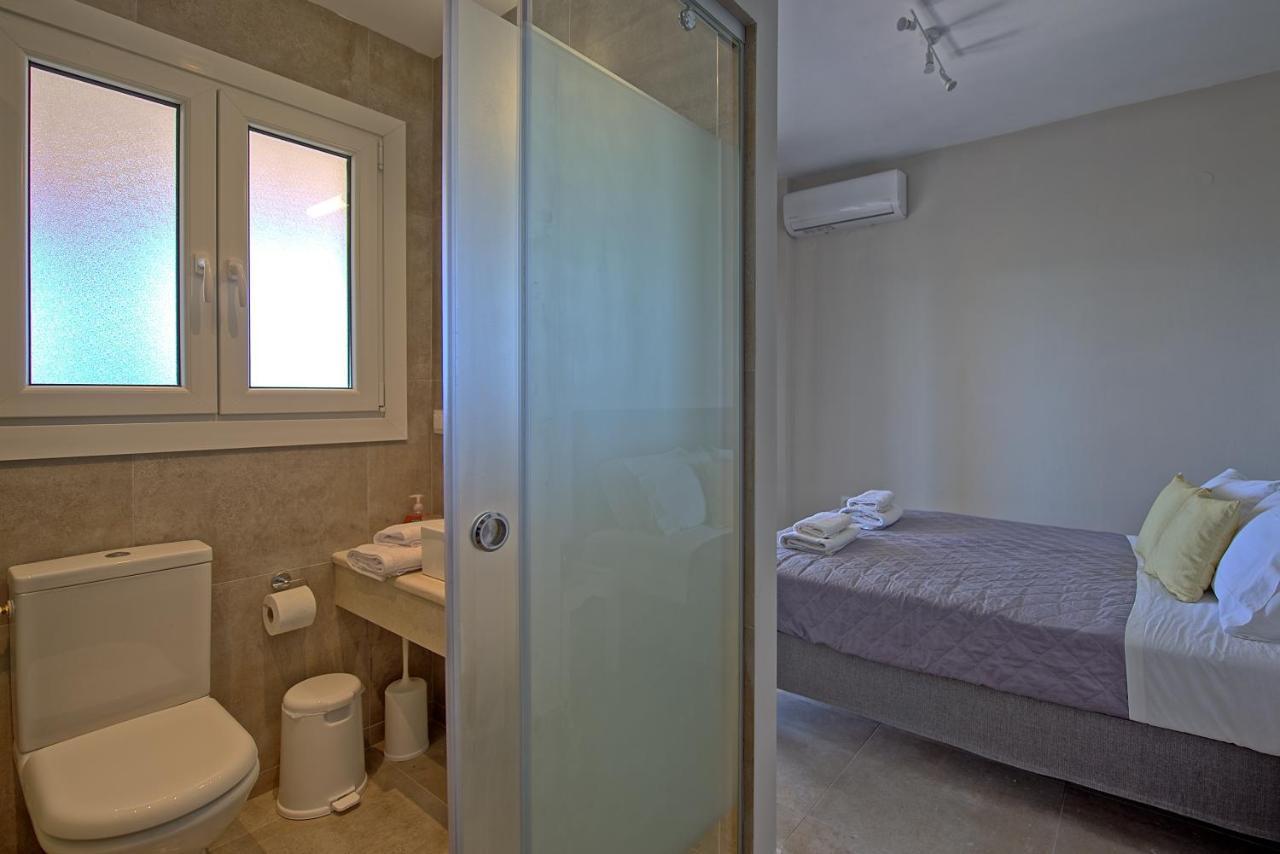 Beachfront Villa Seasun By Posarellivillas Agios Spyridon  Екстериор снимка
